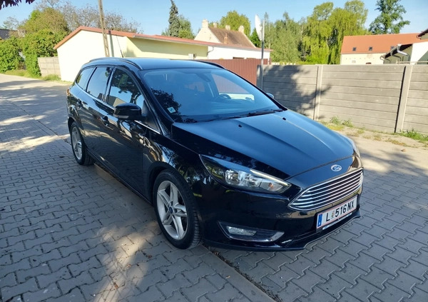 Ford Focus cena 44900 przebieg: 98234, rok produkcji 2016 z Leszno małe 121